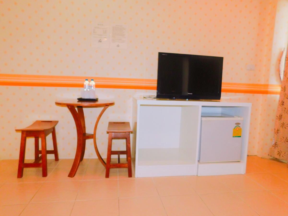 Be Fine Guesthouse Phuket Екстериор снимка