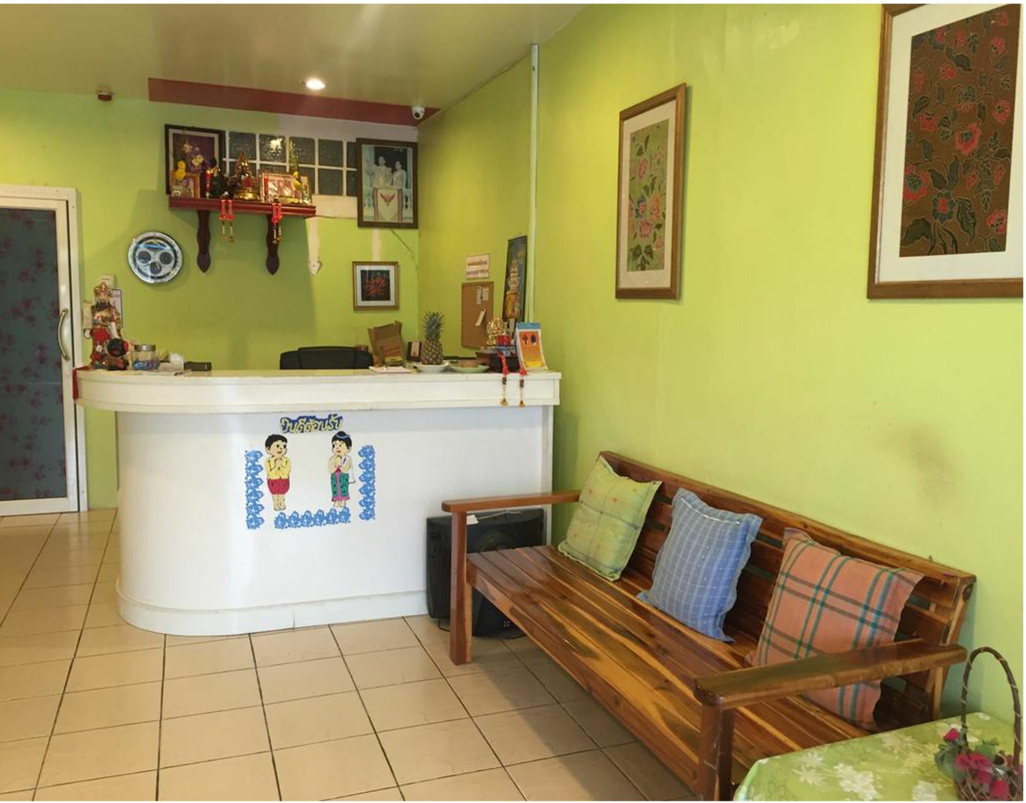 Be Fine Guesthouse Phuket Екстериор снимка